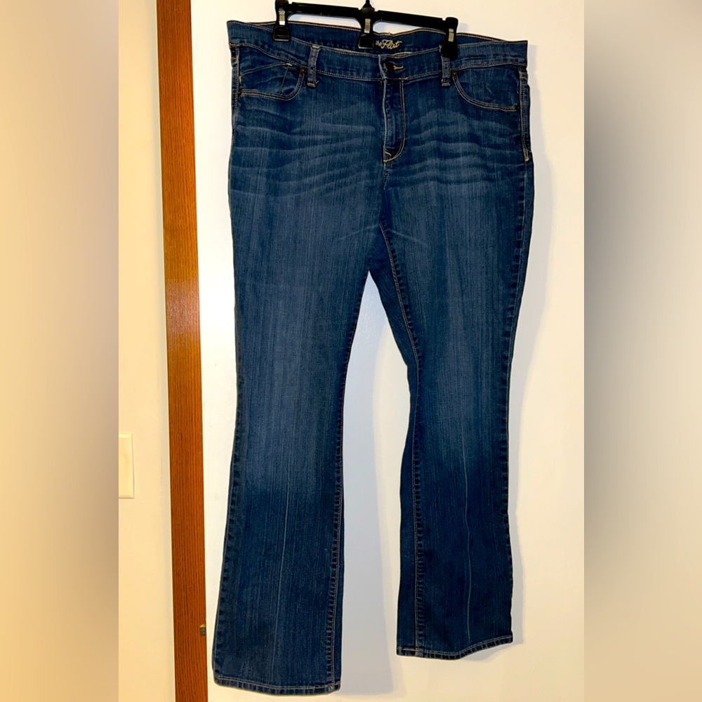 Women old navy jeans size 16 long